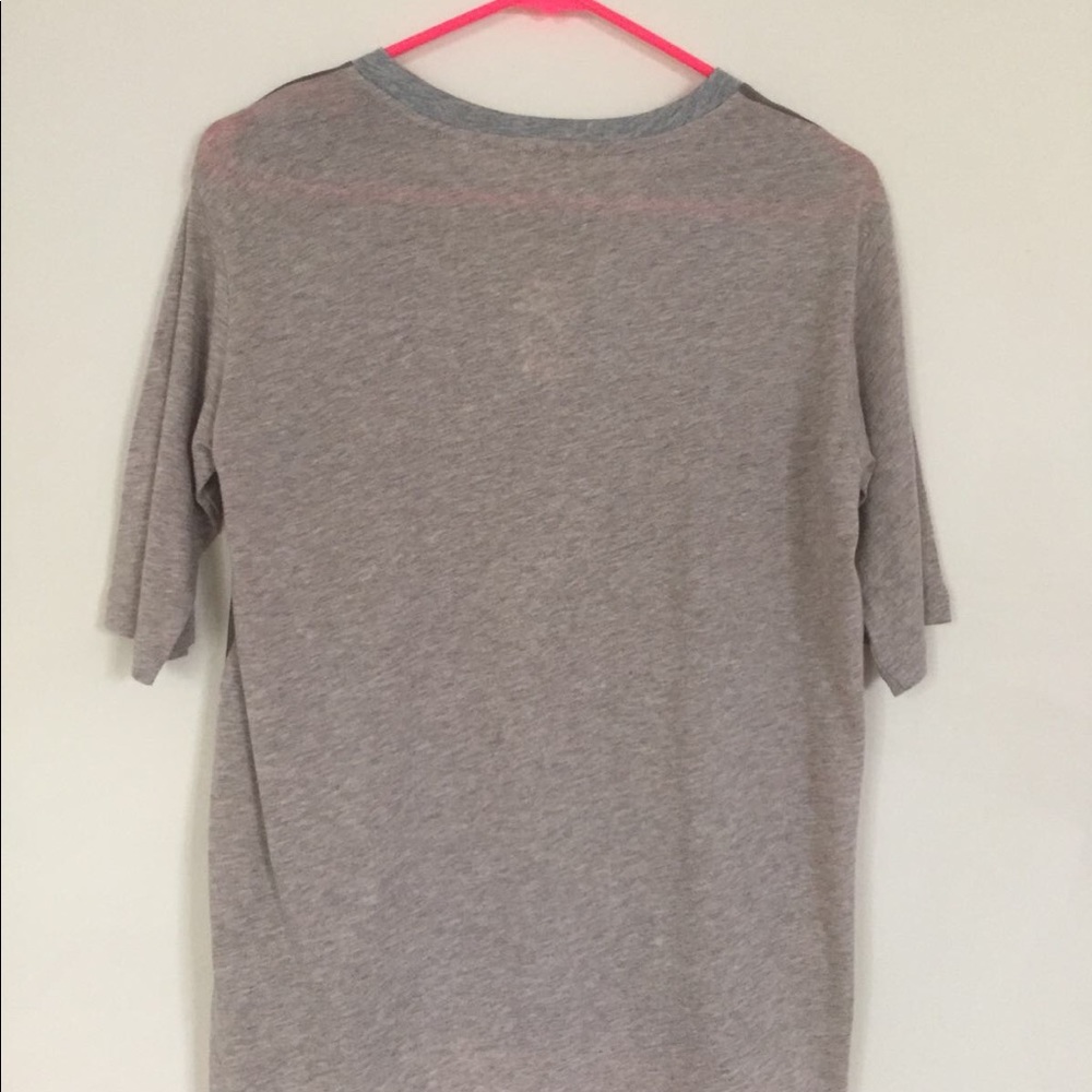 Gap Top - Picture 2 of 3